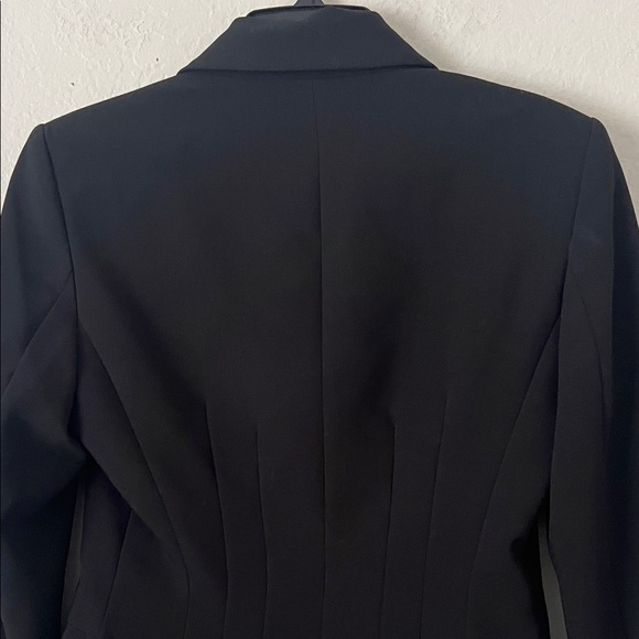 Like New! Zara Women's Lapel Collar Blazer Jacket in Size  S - Picture 7 of 15